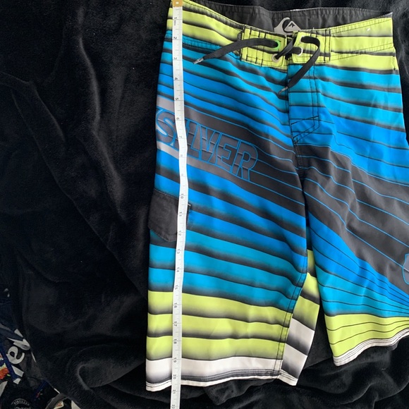 Quicksilver board shorts. Size tag unreadable. - Picture 15 of 16
